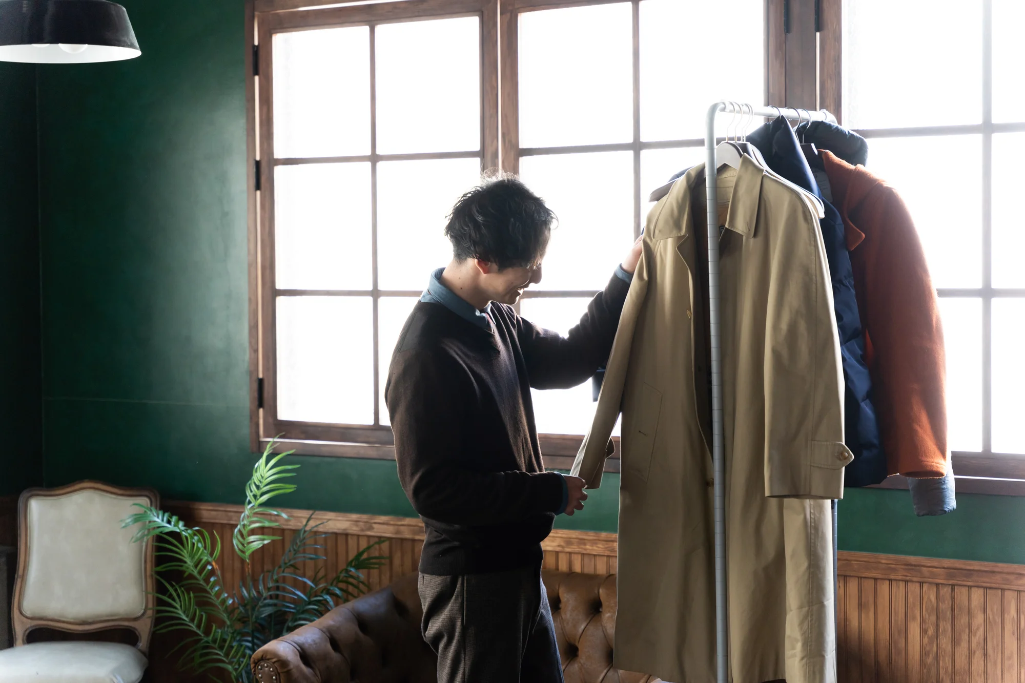 冬のメンズファッション】暖かさとスタイルを両立するアイテム特集｜d 